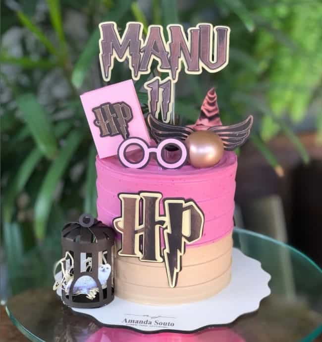 55 bolo feminino rosa Harry Potter @ amandasoutoconfeitaria