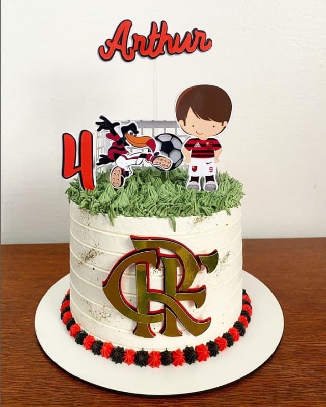 58 bolo infantil Flamengo @guedes cakes
