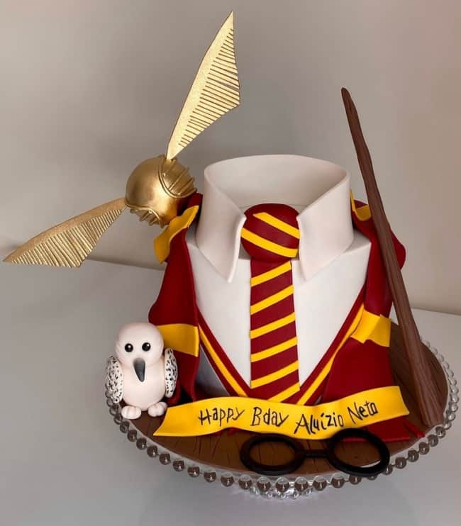 60 bolo decorado Harry Potter @socorrogouveiabolos