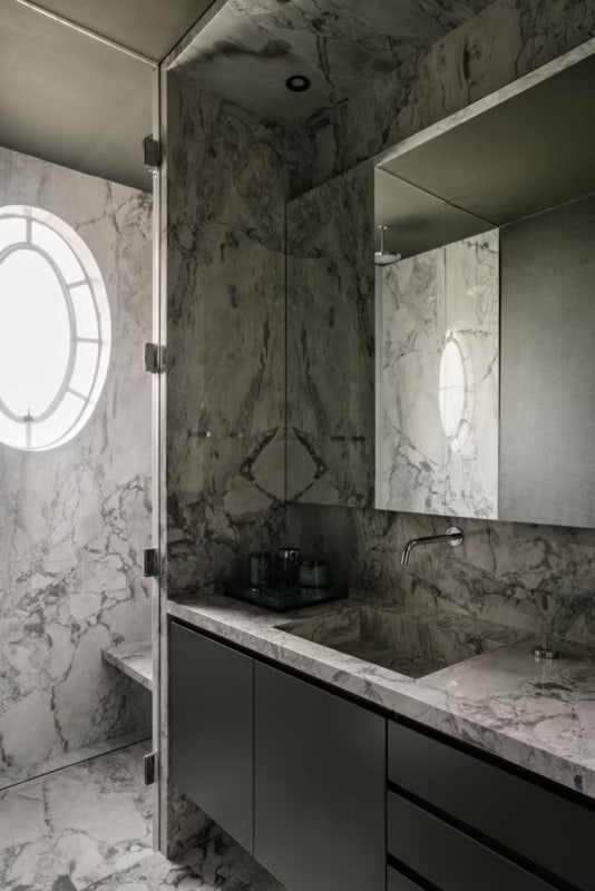 11 banheiro em mármore cinza Raffaello Casa e Jardim