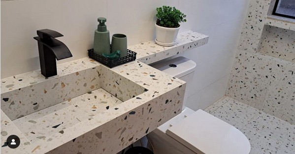 12 banheiro com porcelanato granilite glitter @vanessacheng arq