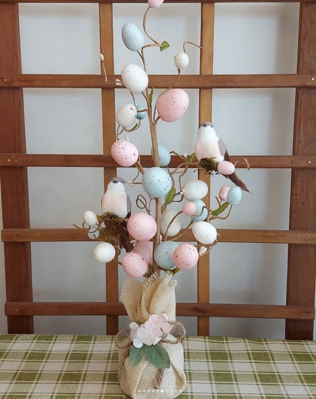 17 árvore de páscoa decorada com ovinhos @passerinedecor