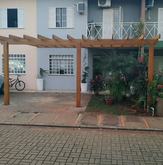 18 casa com garagem de pergolado de madeira @camargopergolados