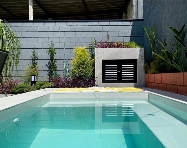 18 piscina com borda de porcelanato @cassiovpe arquitetura