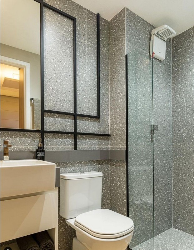 20 banheiro pequeno com porcelanato granilite @waldmannmeloarquitetura