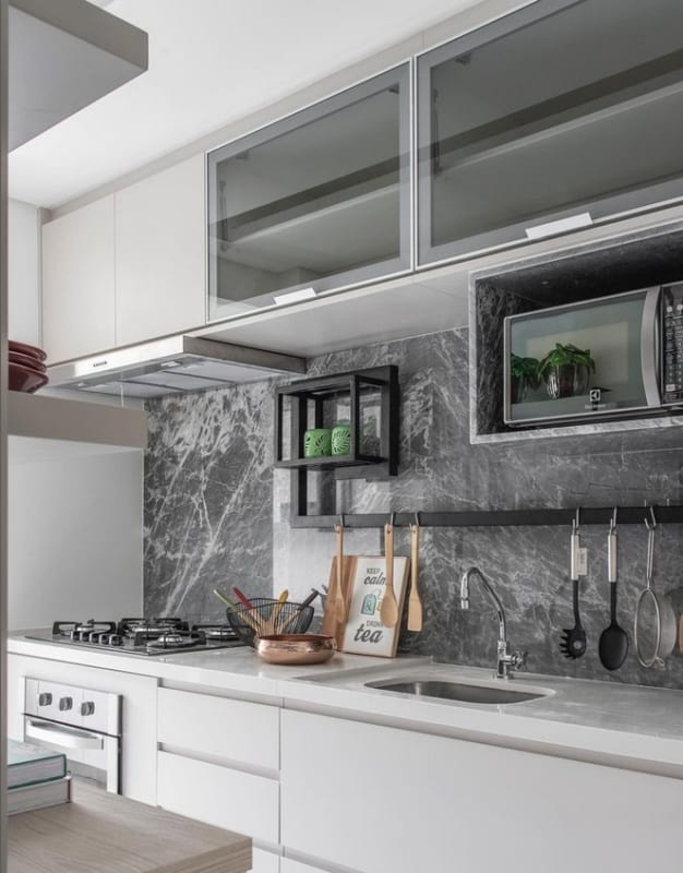 21 cozinha com mármore cinza Michelangelo Grigio @deboradalaneziarquitetura