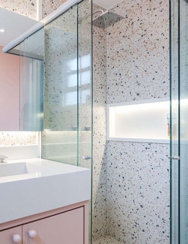 24 banheiro com porcelanato granilite Confete Ceusa @danibarroso arq