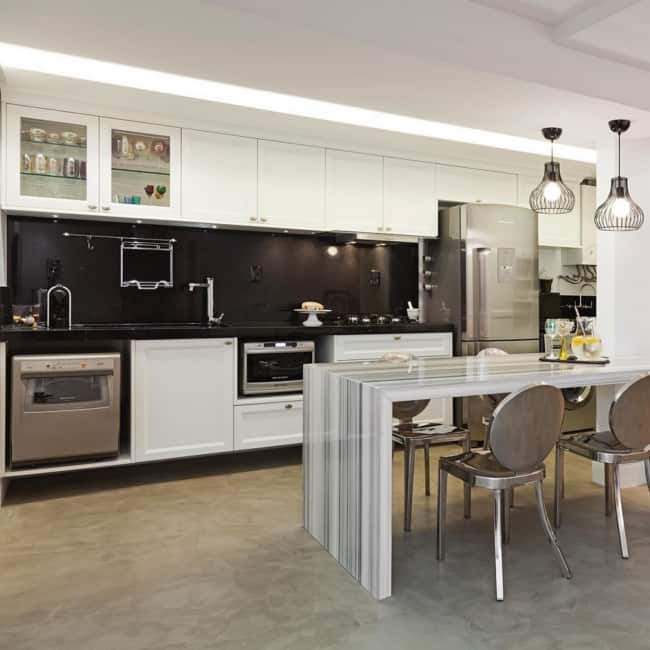 24 cozinha com bancada de mármore cinza Striato @carolinalisotarquitetura