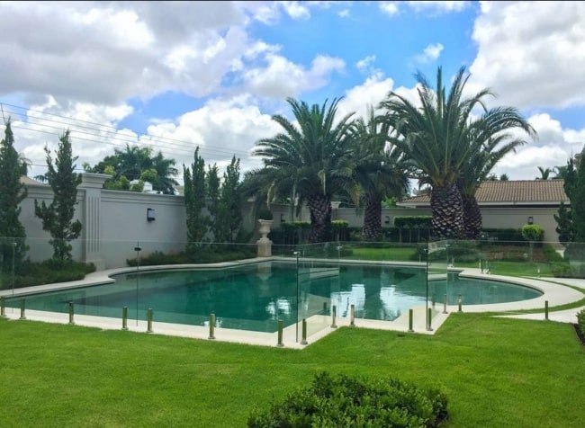 30 piscina grande com paisagismo @giovanasartori arq paisagista