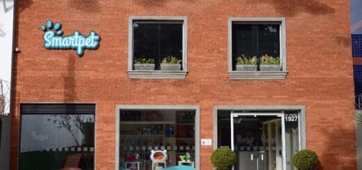 2 fachada moderna pet shop Smartpet Pet Shop