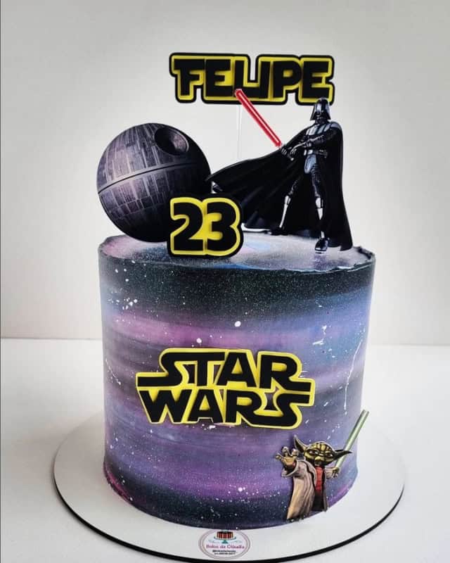28 bolo masculino Star Wars @bolosdaclaudia