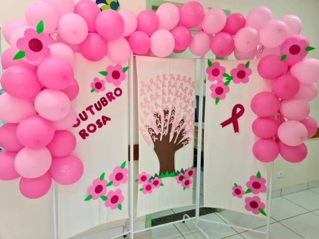 33 decoração posto de saúde outubro rosa Prefeitura de Londrina