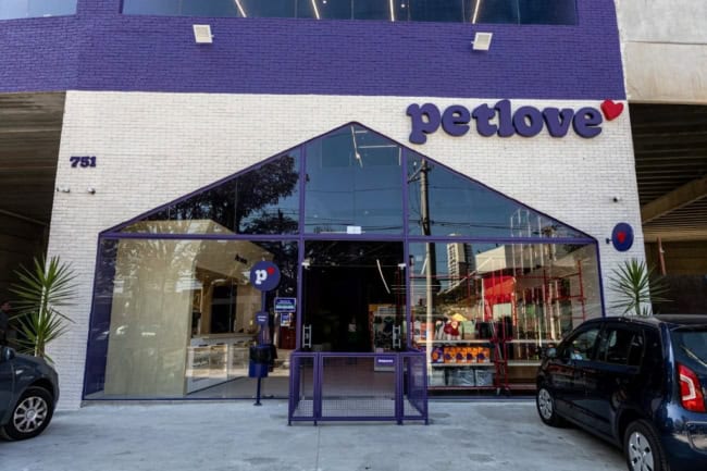 4 fachada moderna de pet shop Mercado e Consumo