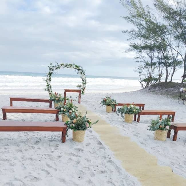 7 decoração simples de casamento na praia @celebrantewedding