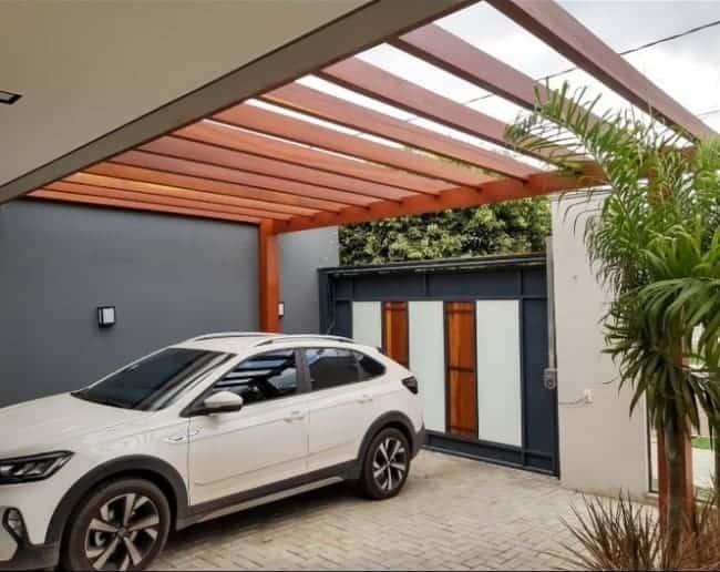 1 garagem com pergolado em madeira @ramos decks pergolados