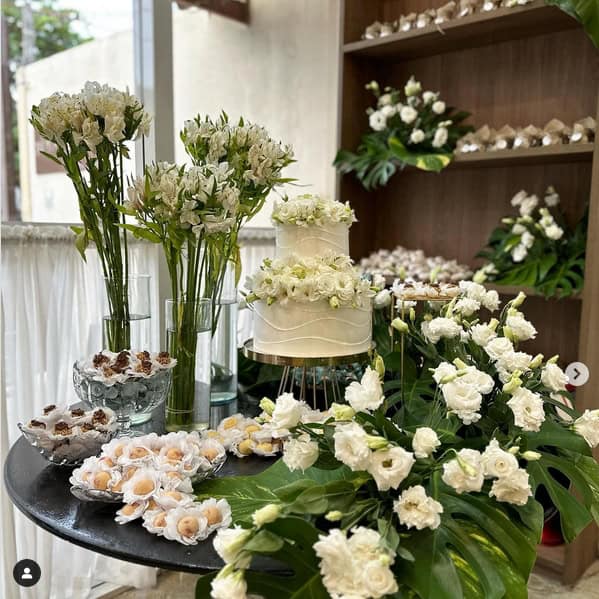 12 decoração casamento com flores brancas @anselmopartydesigner