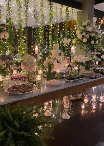 17 decoração casamento com flores brancas em restaurante @othelorestaurante