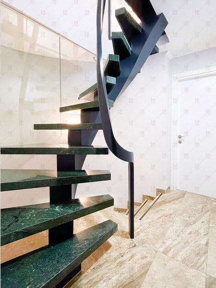 36 escada moderna em mármore verde @konumerdiven