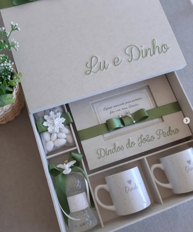 14 caixa padrinhos de batismo @artecaixasatelie