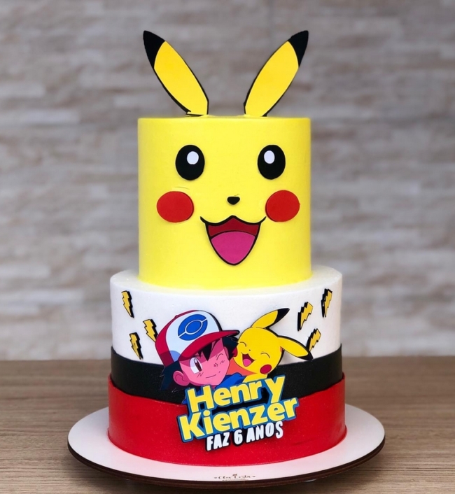 31 bolo Pikachu 2 andares @cleocostaconfeitaria