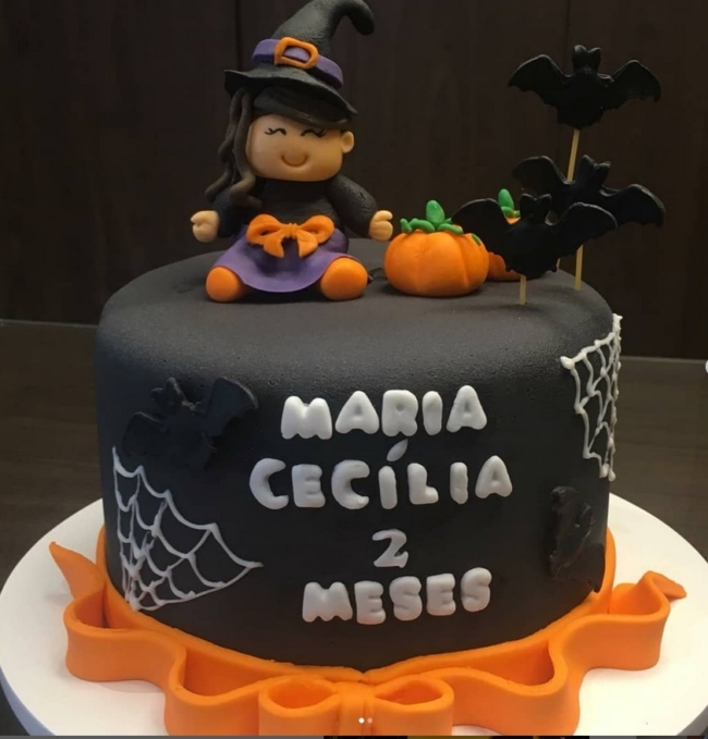 15 bolo de bruxa mesversário @cantinhodosdoces10