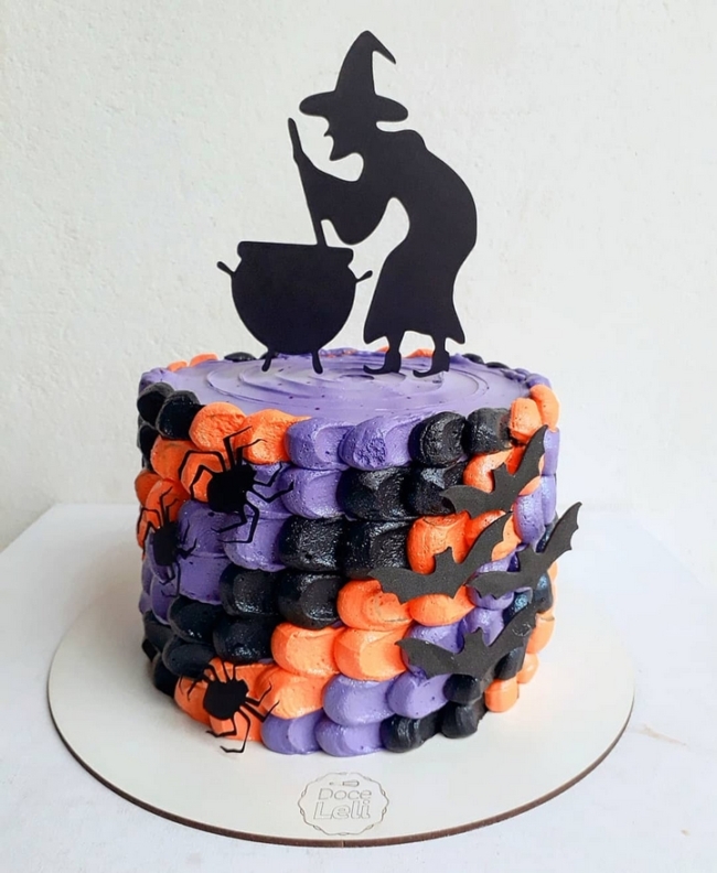 3 bolo de bruxa em chantininho @doce leli