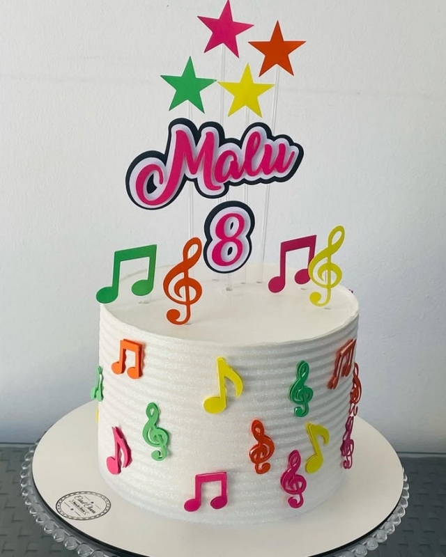 3 bolo notas musicais com toppers @carolchaves mundodoce
