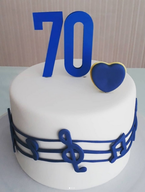 7 bolo de notas musicais @amorearteconfeitaria