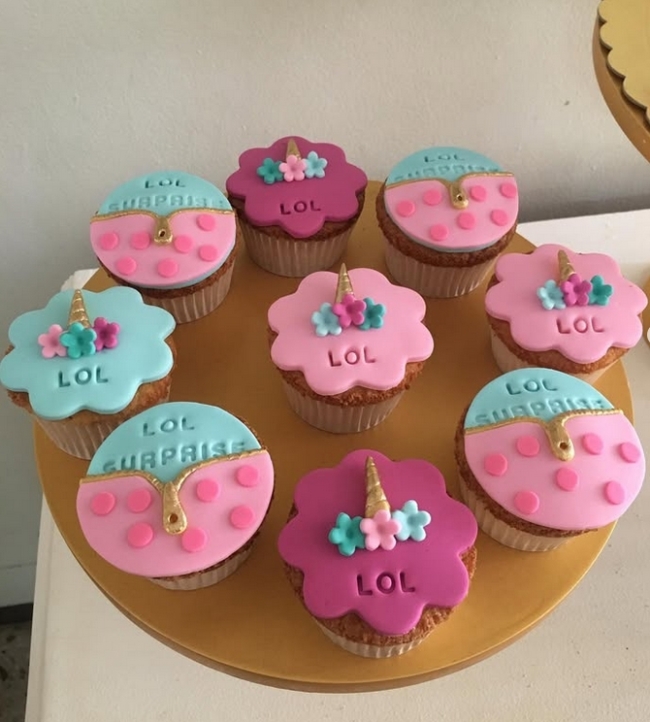 10 cupcake LOL Surprise @anascakesve