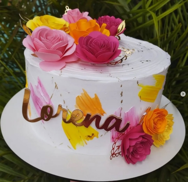 19 topo de bolo de flores coloridas @carlaartes papelaria