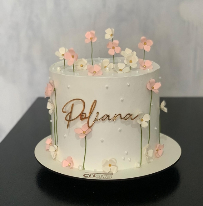 2 topo de bolo de flores de papel @criara confeitaria