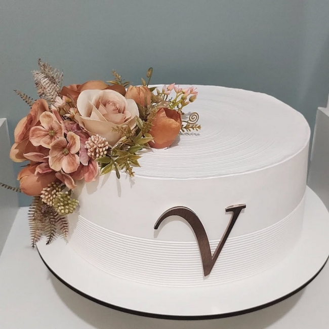 36 topo de bolo de flores artificiais @doce primaveraa
