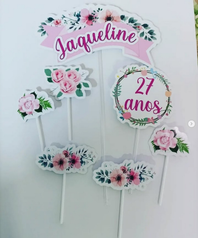 4 topo de bolo simples flores @balasbydani
