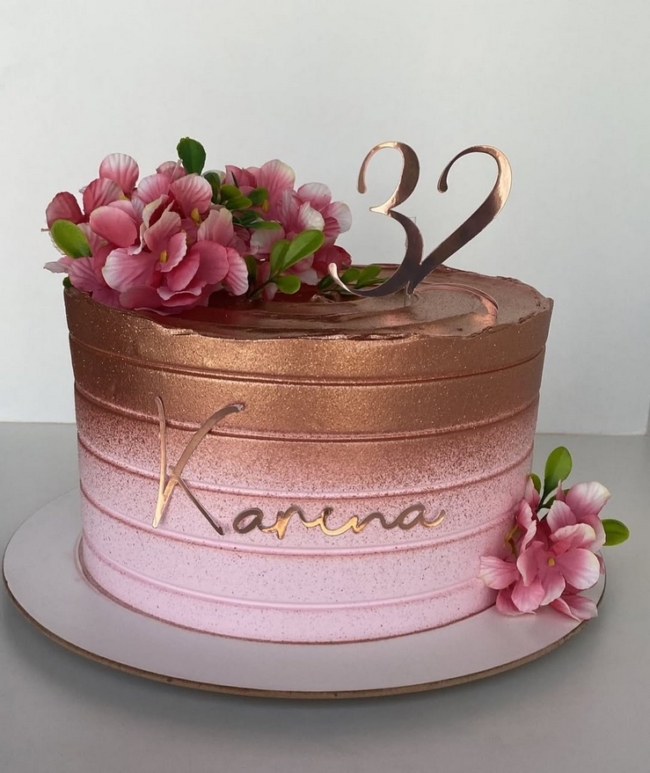 5 topo de bolo rose gold @rafarpersonalizados