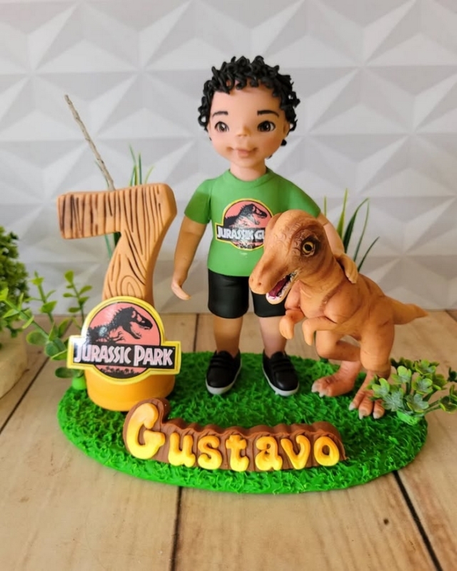 14 topo de bolo Jurassic Park em biscuit @ateliesandranovaes