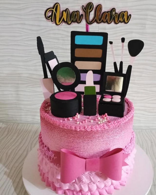 14 topo de bolo maquiagem personalizado @brilhopapelecompanhia