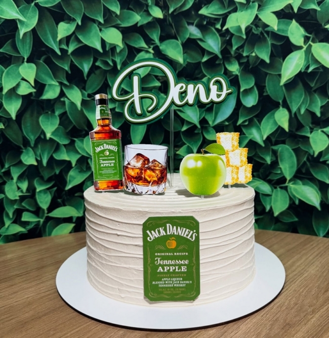 19 topo de bolo Jack Daniels maçã verde @mube cake