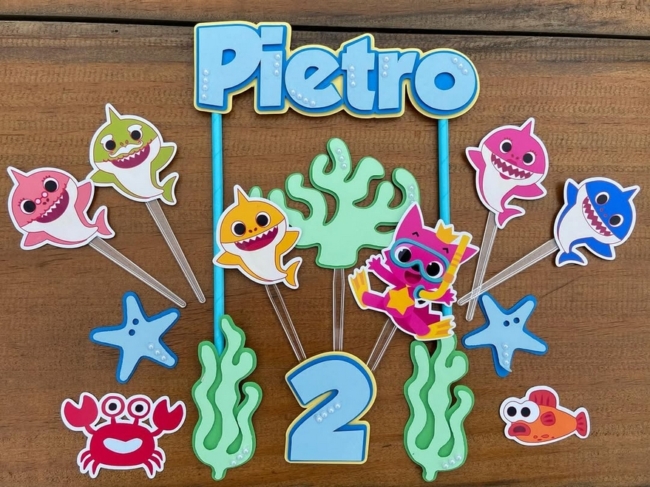 25 topo de bolo Baby Shark personalizado @caminhodasnuvensatelie