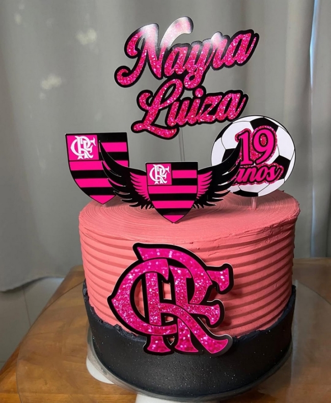 26 topo de bolo rosa do Flamengo @byvanessavaldier