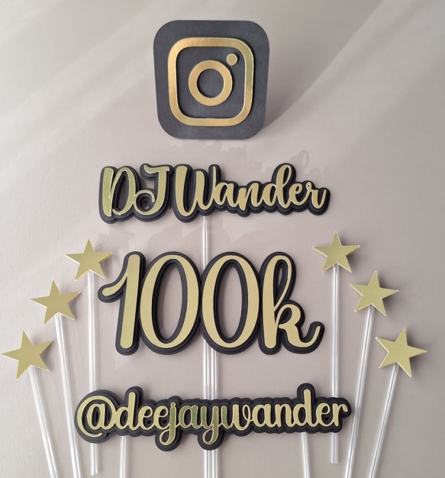 29 topo de bolo Instagram dourado @personalizados dapri