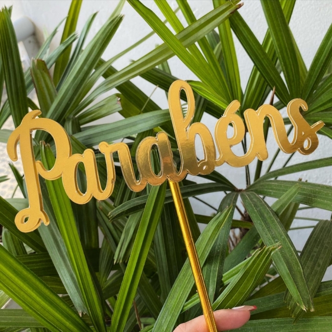 31 topo de bolo Parabéns dourado @ateliedadina papelariacriativa
