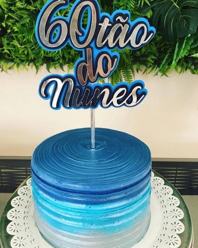 31 topo de bolo masculino 60 anos @ateliemichelleoliveira