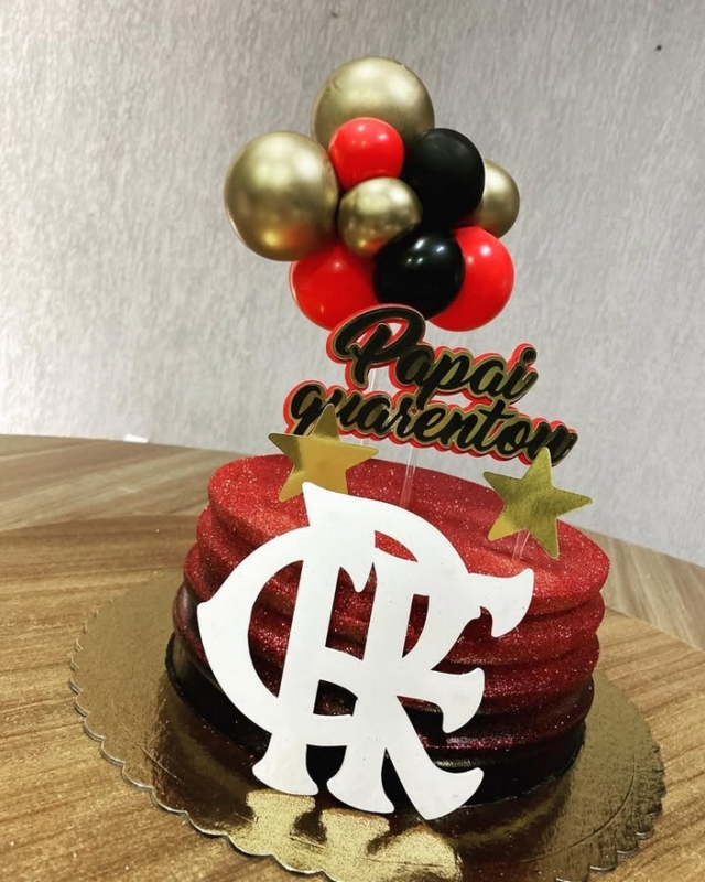 33 topo de bolo do Flamengo com balões @delicias da fran