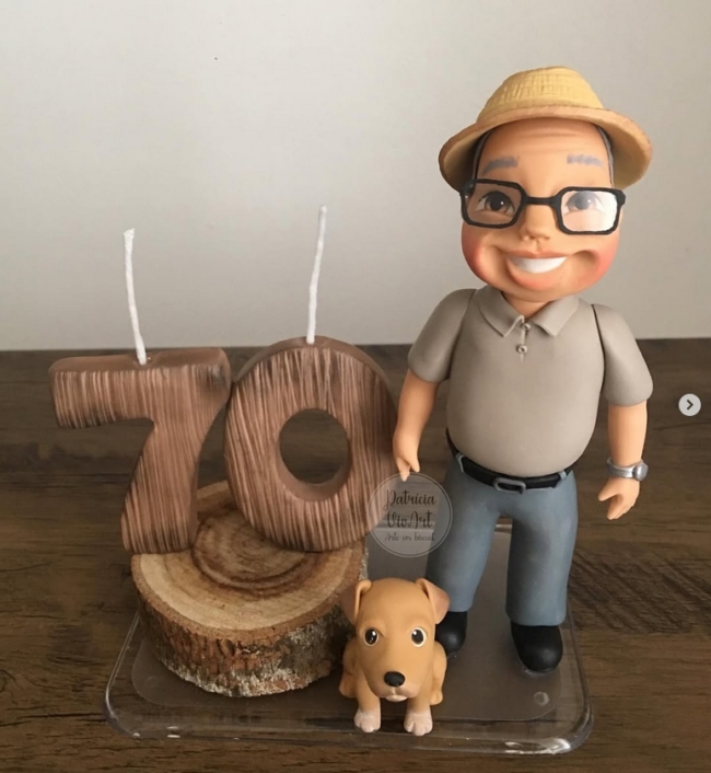 36 topo de bolo masculino 70 anos biscuit @patriciavivartbiscuit