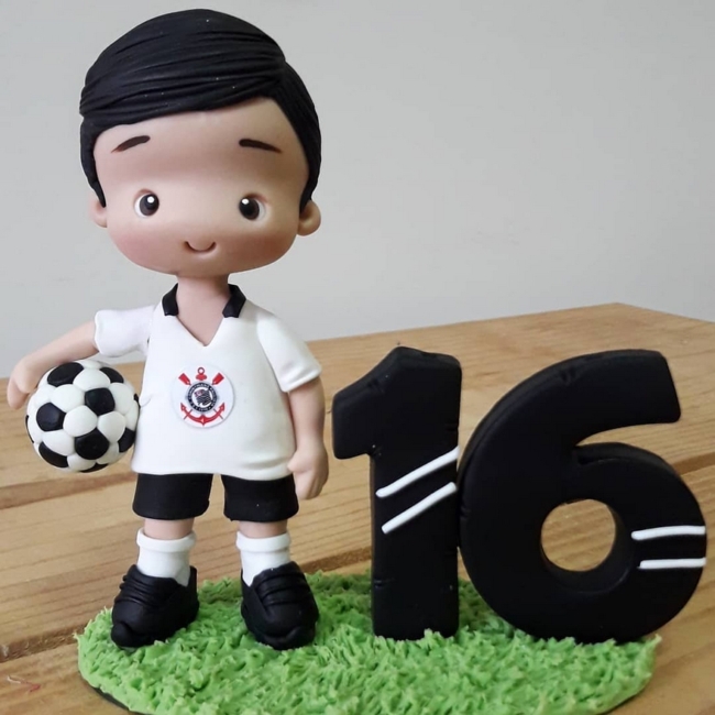 40 topo de bolo Corinthians em biscuit @cleliastigliano atelie