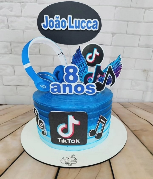 11 topo de bolo TikTok masculino @atel iedoceamores