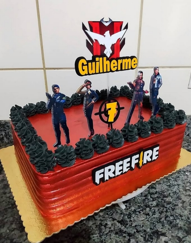 15 topo de bolo Free Fire mestre @nayraconfeitos