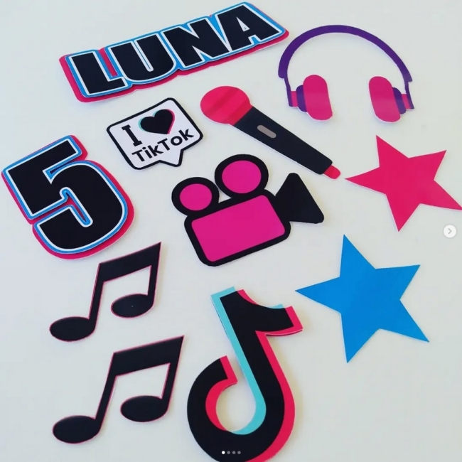 15 topo de bolo TikTok @evellyn personalizados
