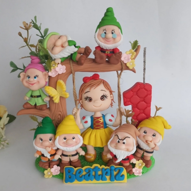 16 topo de bolo Branca de Neve em biscuit @criandoartesbycris