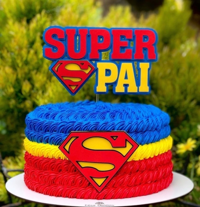 17 topo de bolo criativo Super Pai @lacorosaartesdigitais